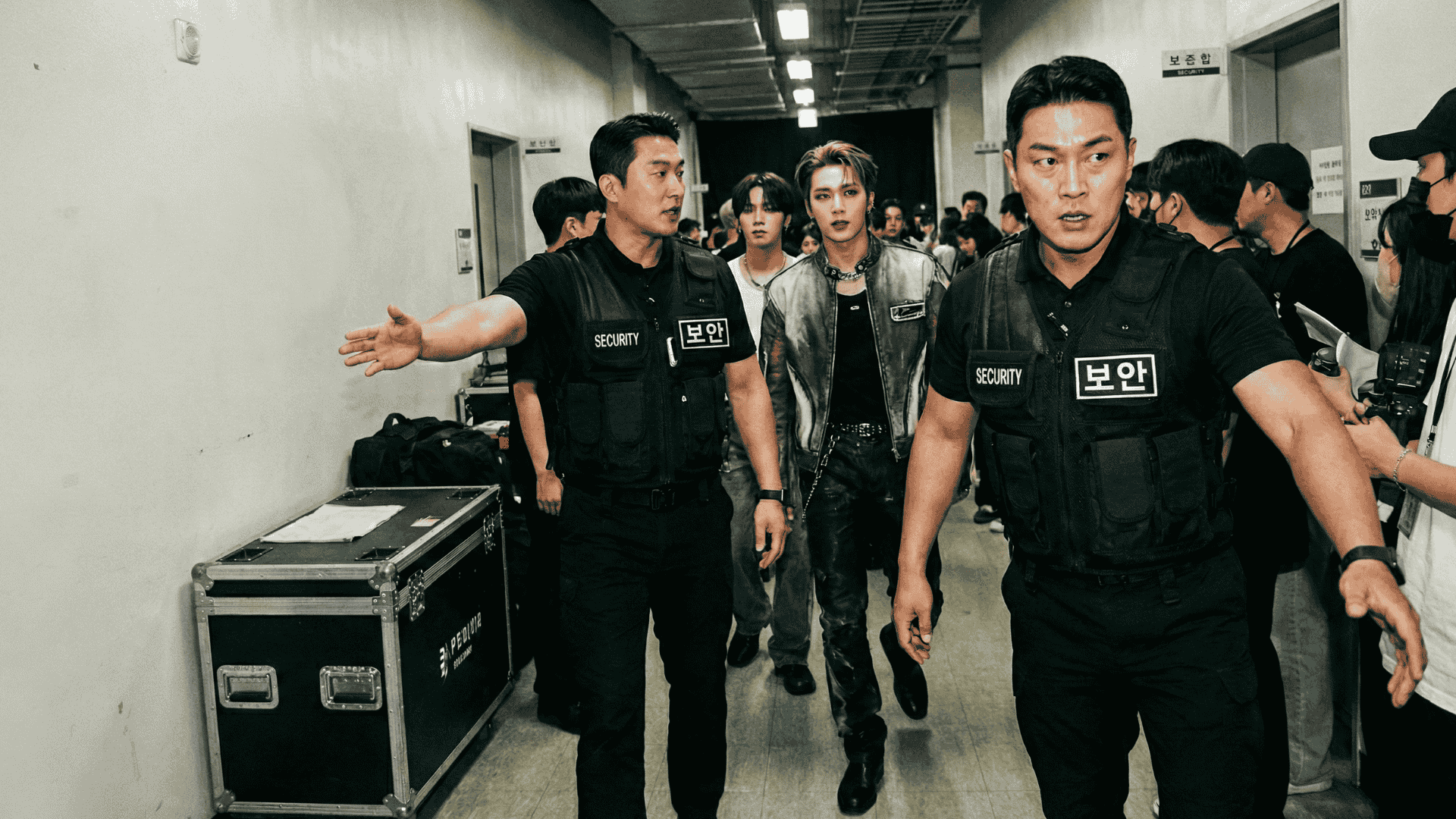 공연장 경호운영 콘서트경호업체 팬미팅경호업체 아티스트경호 연예인경호
